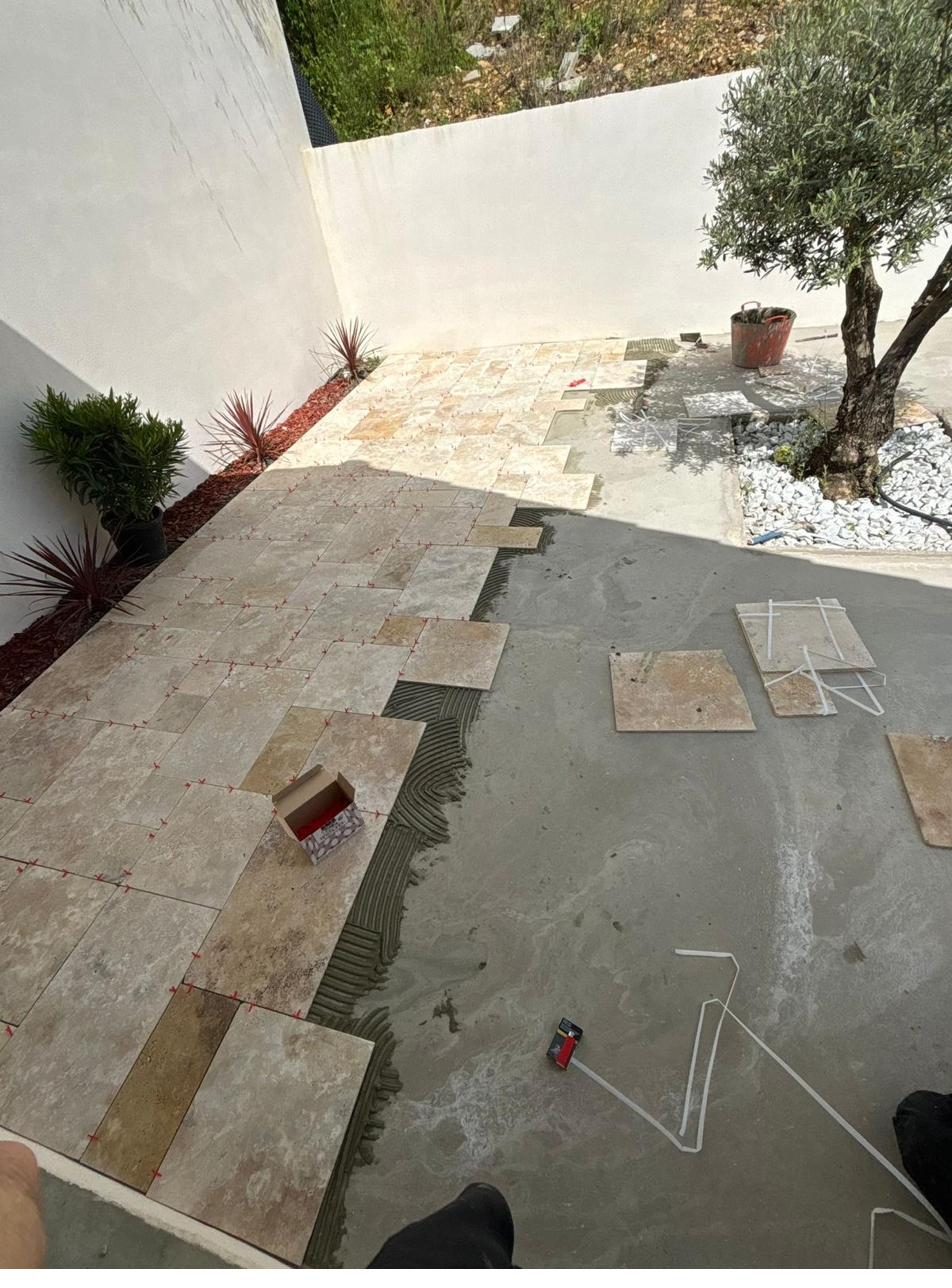 Terrasse travertin